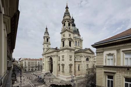 Central Basilica - 64