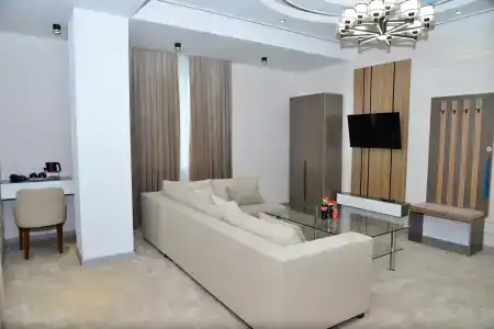 Mehmonsaroy Grand - 33