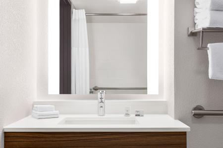 Holiday Inn Express - San Antonio Airport, An Ihg - 29