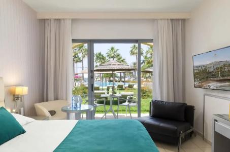 St George Spa & Beach Resort - 81