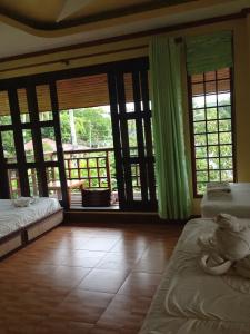 Hut Sun Bungalows - 29