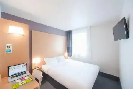 B&B Hôtel Montpellier Centre Le Millénaire - 3