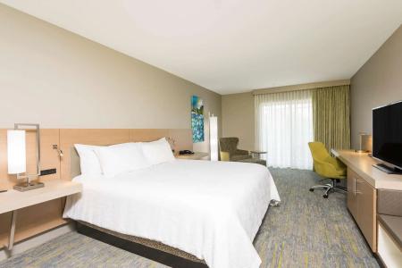 Hilton Garden Inn East - 2