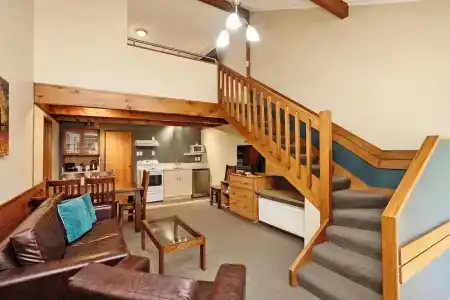 Balmoral Lodge - 39