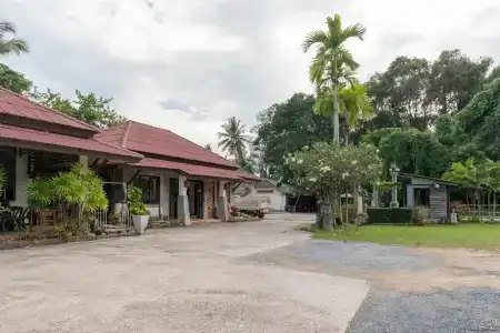Oyo 1046 Noppharat Resort - 14
