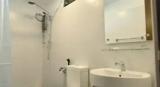 Hangover Hostels - 7