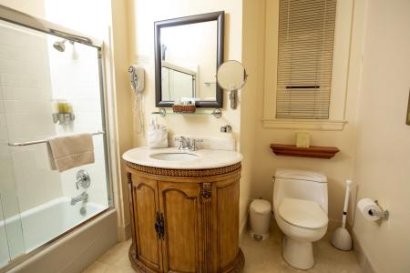 Washington Square Inn - 36