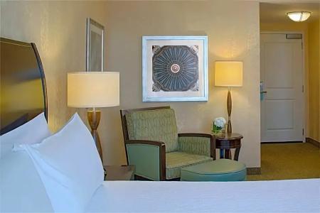 Hilton Garden Inn Downtown - 43