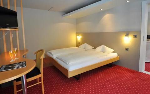 ApartGoldey - 34