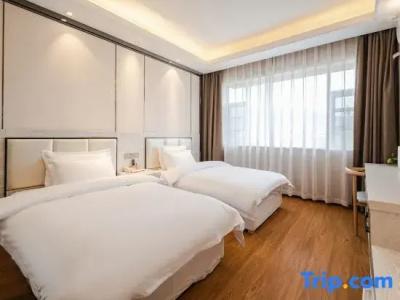 Boyu Yunlong - 18