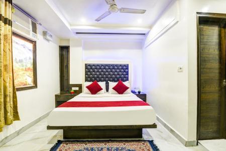 Saffron Inn - 32