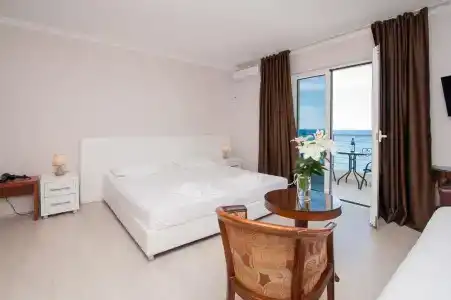 Open Sea Luxury - 132