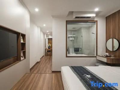 Narcissus & Apartment - 57