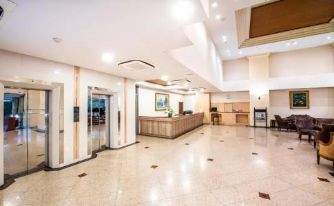 Royal Suite Bangkok - 17