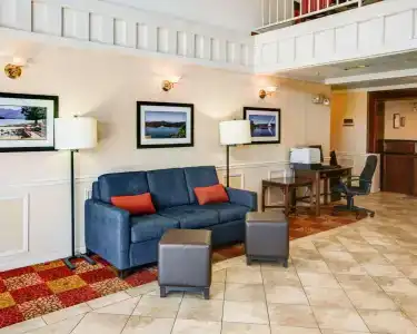 Comfort Inn - 1