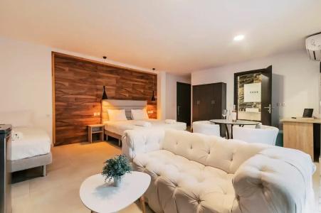 Bamboo Suites Boutique - 129