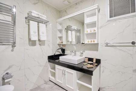 White Palace Old City Boutique - 61