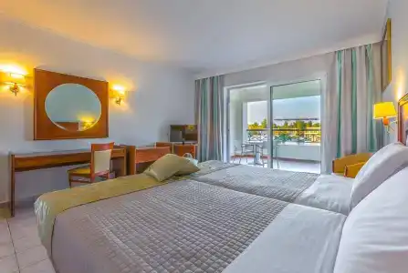 Kipriotis Maris Suites - 2