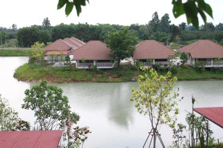 Pirom Lake and - 17