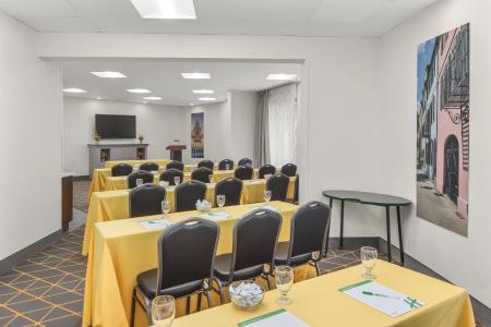 Holiday Inn Charleston-Riverview, An Ihg - 42