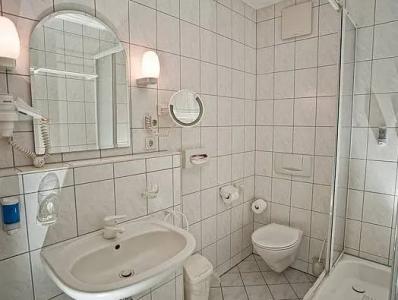 Schwerter Schankhaus & - 18