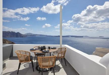 Allure Breeze Suites - 136