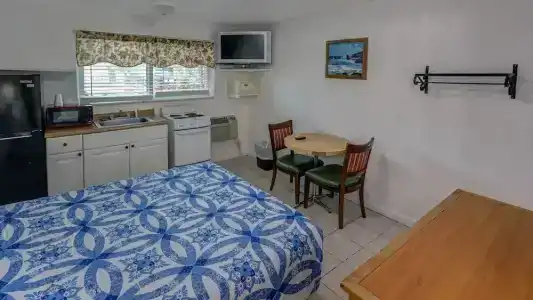 Green Seas Motel - 18