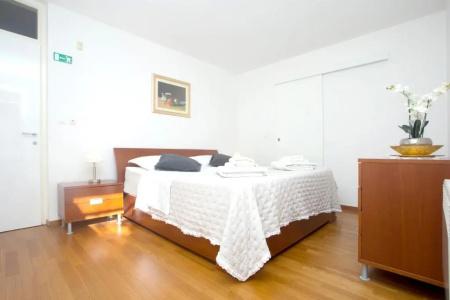 Garden Apartment - 138
