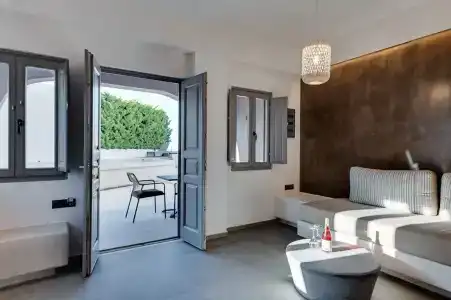 Elements Cozy Suites - 48