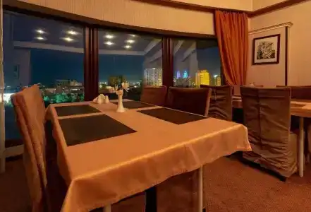 Diplomat Suites - 7