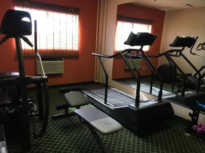 Comfort Inn & Suites near Kino Sports Complex - 22