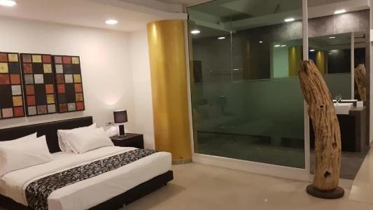 East Suites - 167
