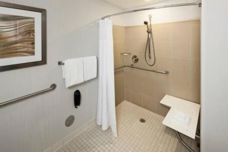 Courtyard by Marriott Miami at Dolphin Mall - 31