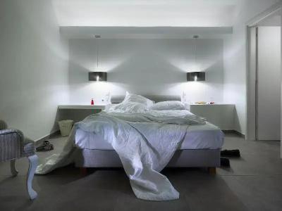 Santa Maria Luxury Suites & Spa - 24