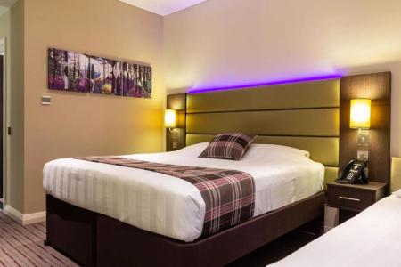 Premier Inn Dubai Al Jaddaf - 5