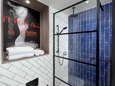 Nyx London Holborn By Leonardos - 91
