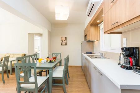Trefon  and Family Suites - 56