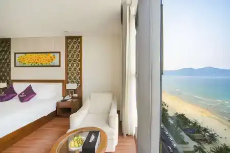 Rosamia Da Nang - 242