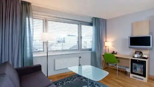Thon Lillestrøm - 10