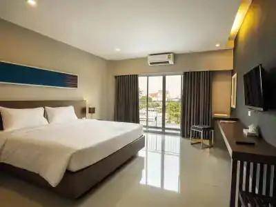 V Ubon Ratchathani - 25