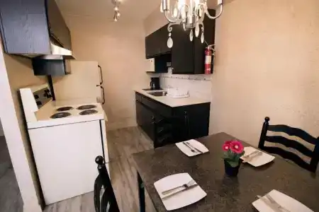 Divya Sutra Suites on Robson Downtown - 146