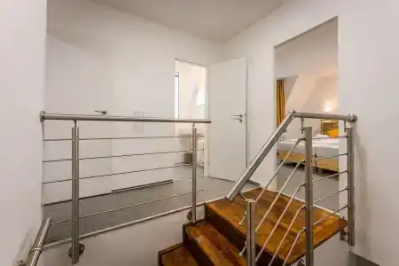 Ostaš Praha - 101