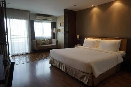 The Grand Napat - 113