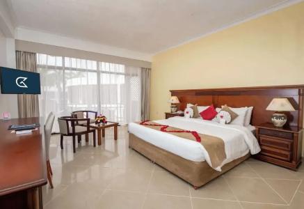 Golden Tulip - 77