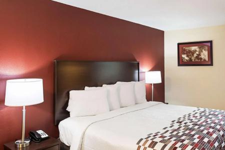 Red Roof Inn Indianapolis East - 15