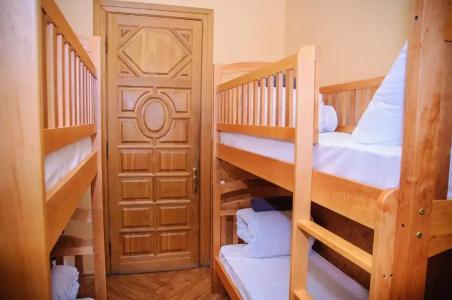 Golden Globus Hostel - 18