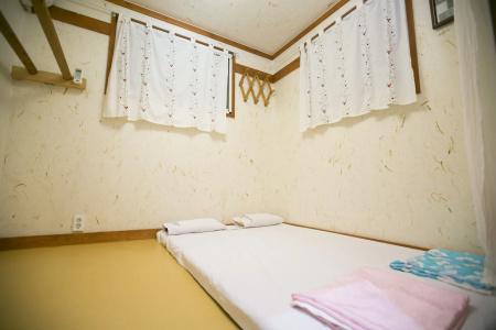 Bukchonmaru Hanok - 4