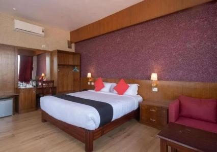 Seven Lakes Resort - 9