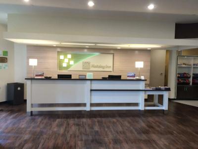 Holiday Inn Coliseum, An Ihg - 1