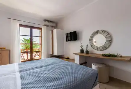 Konstantinos - 29